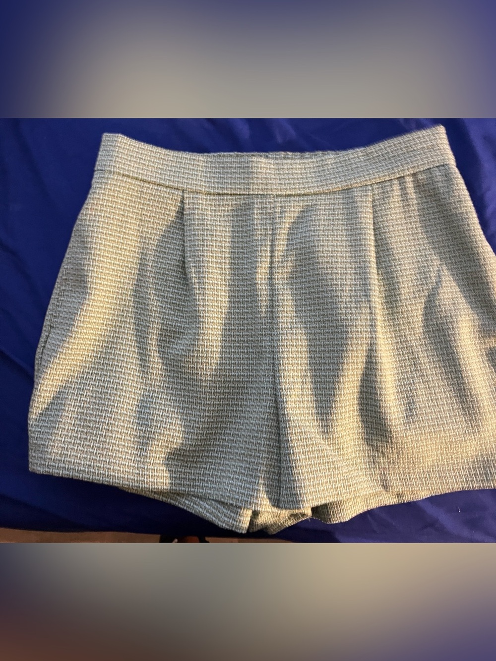 Women’s Green Plaid Pull-On Shorts